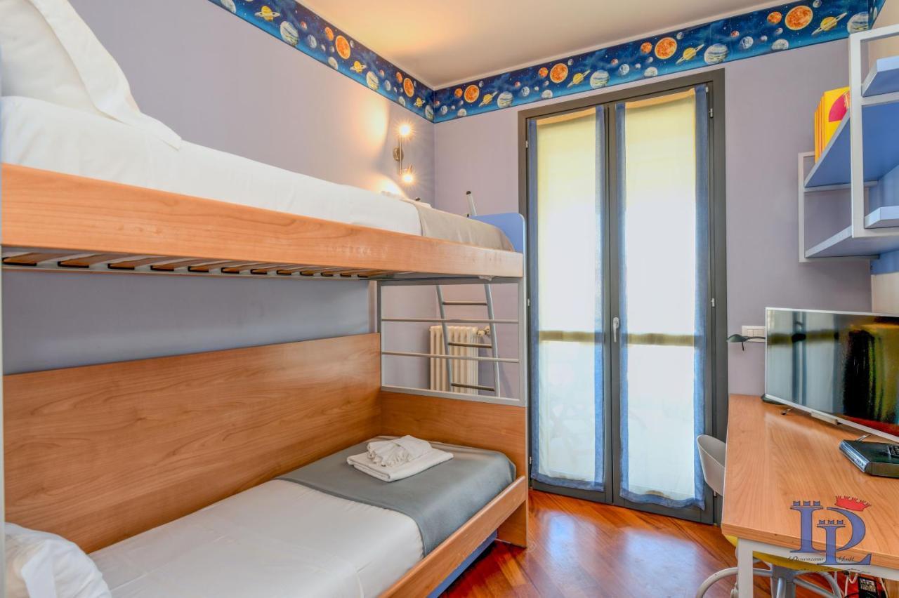 Desenzanoloft Official Partner Marriott Homes & Villas -Butterfly And 5 Pools Family Apartment Desenzano del Garda Luaran gambar