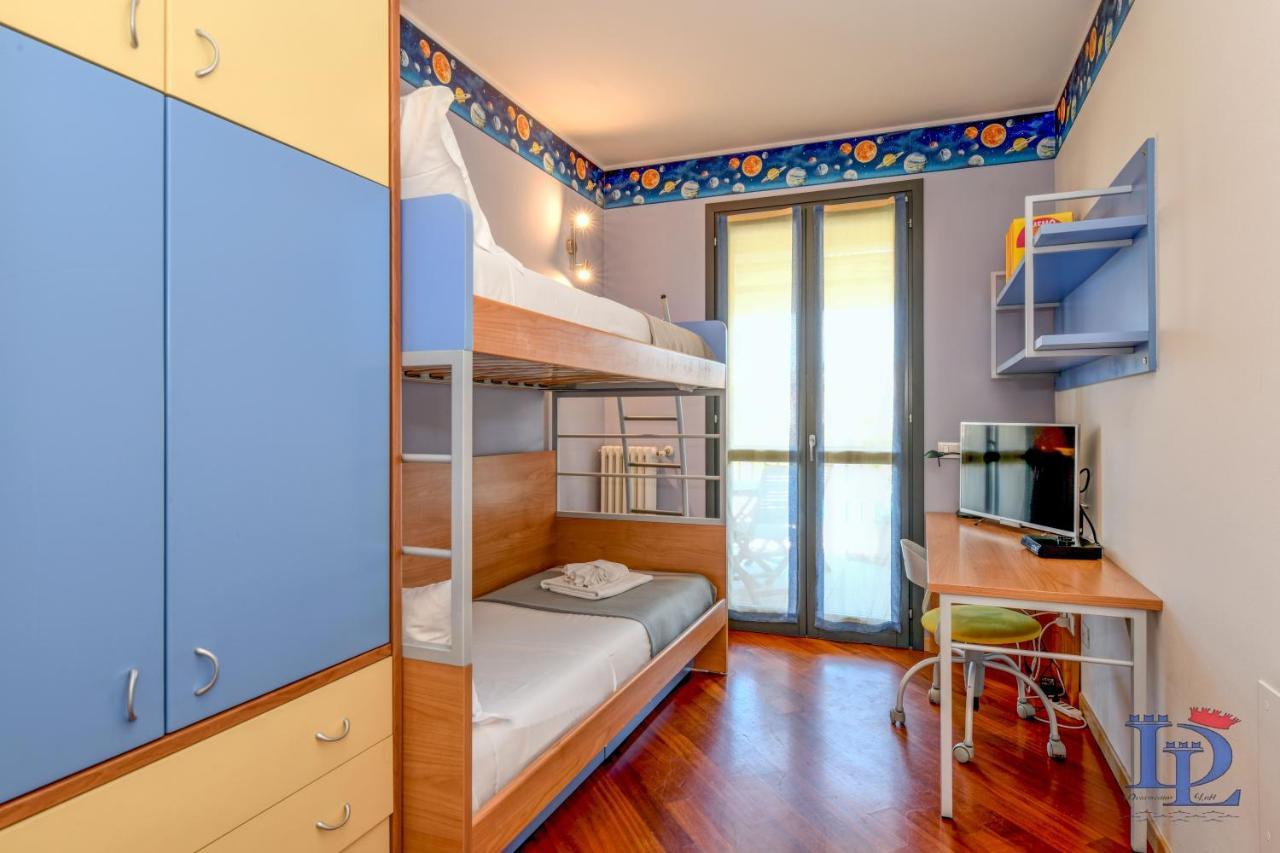 Desenzanoloft Official Partner Marriott Homes & Villas -Butterfly And 5 Pools Family Apartment Desenzano del Garda Luaran gambar