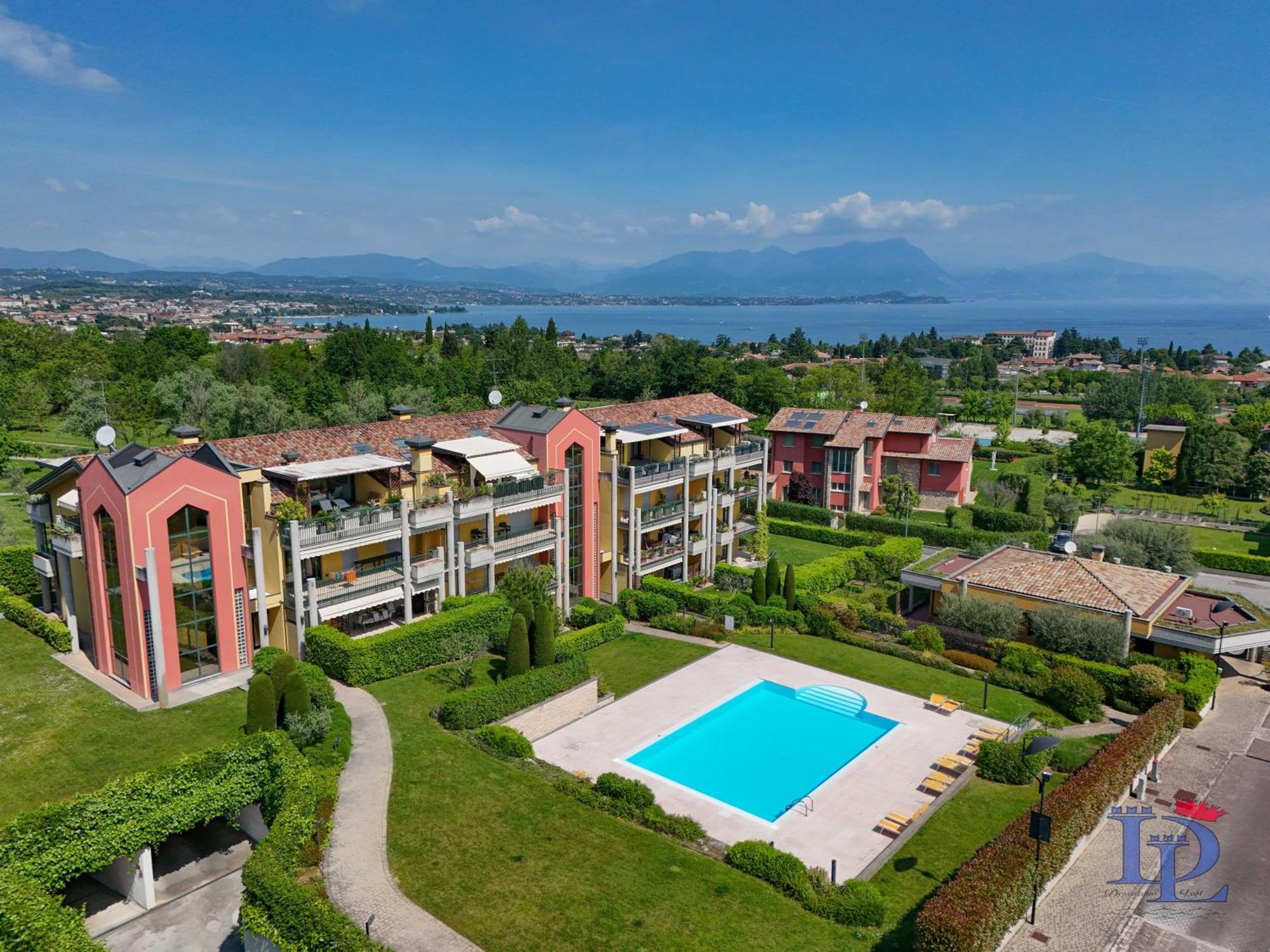 Desenzanoloft Official Partner Marriott Homes & Villas -Butterfly And 5 Pools Family Apartment Desenzano del Garda Luaran gambar